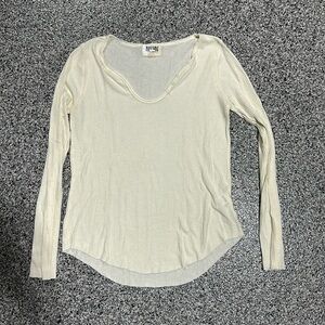 Nation V-neck T-shirt